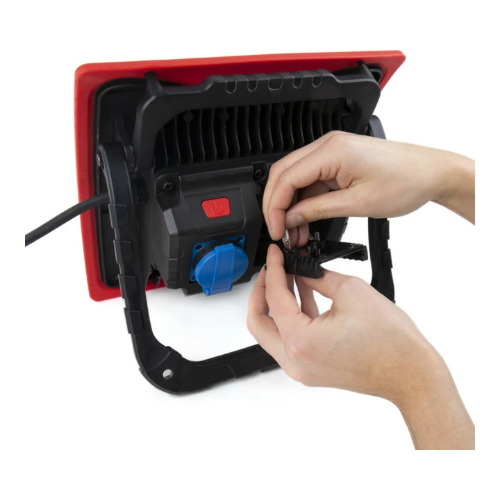 STIER Bosch Akku-Adapter Für STIER Wechselakku-Baustrahler 4 STIER Bosch Akku-Adapter Für STIER Wechselakku-Baustrahler – Bild 4